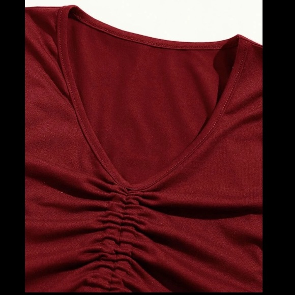 Solid Drawstring Ruched Crop Tee - Picture 3 of 3